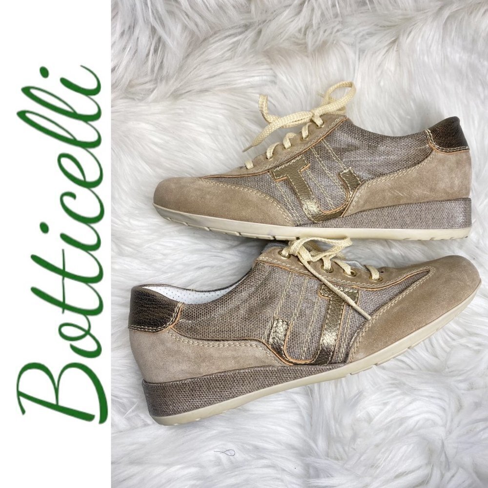BOTTICELLI Genuine Suede Lace Up Wedge‎ Sneakers Gold Metallic, Size 37
